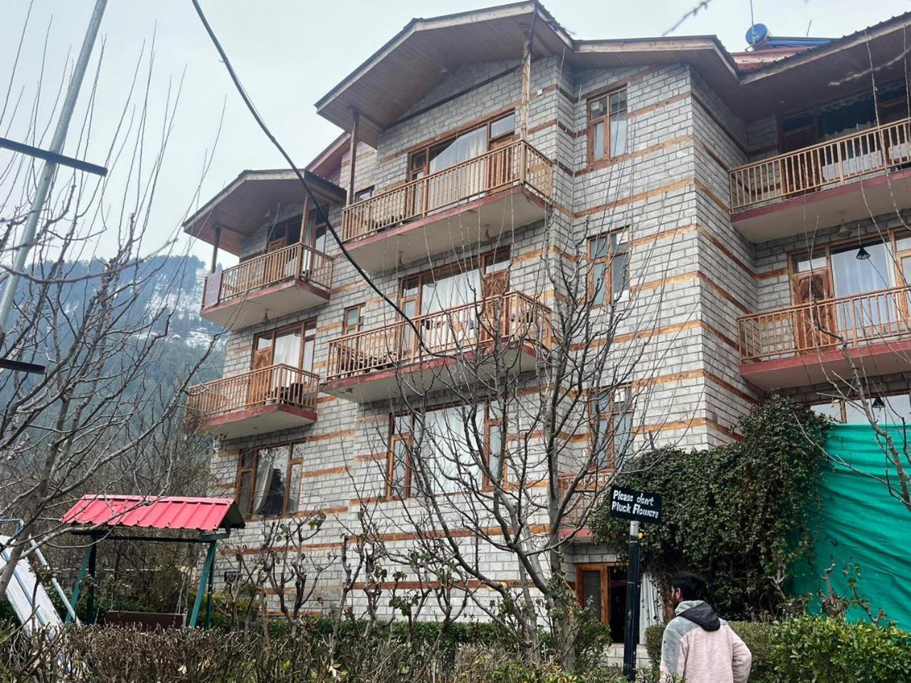 Mrikula Cottage Manāli Buitenkant foto