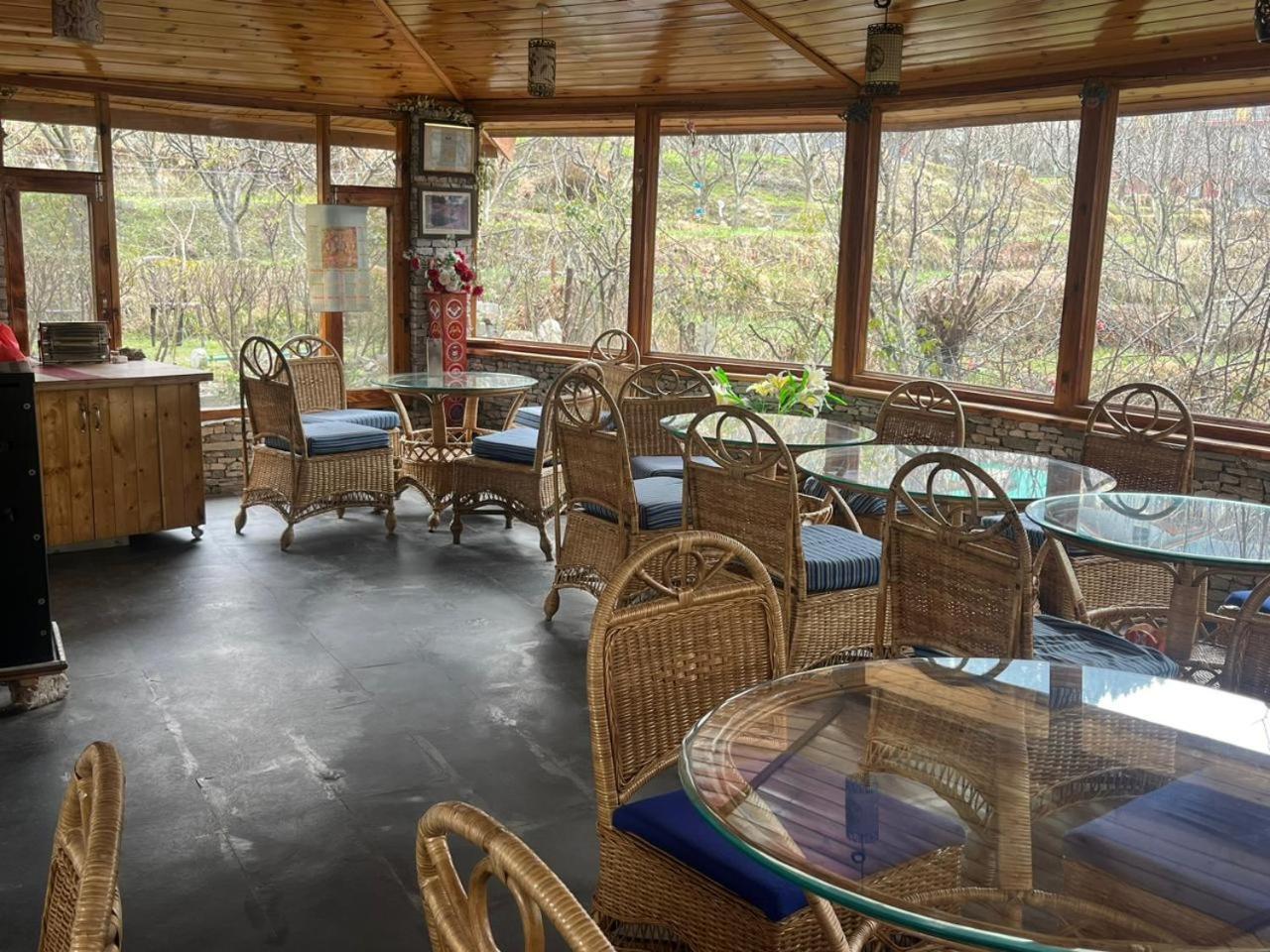 Mrikula Cottage Manāli Buitenkant foto